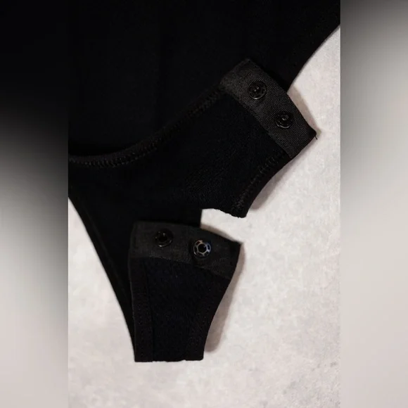 NWT Gymshark Bodysuit (M) - Picture 3 of 9